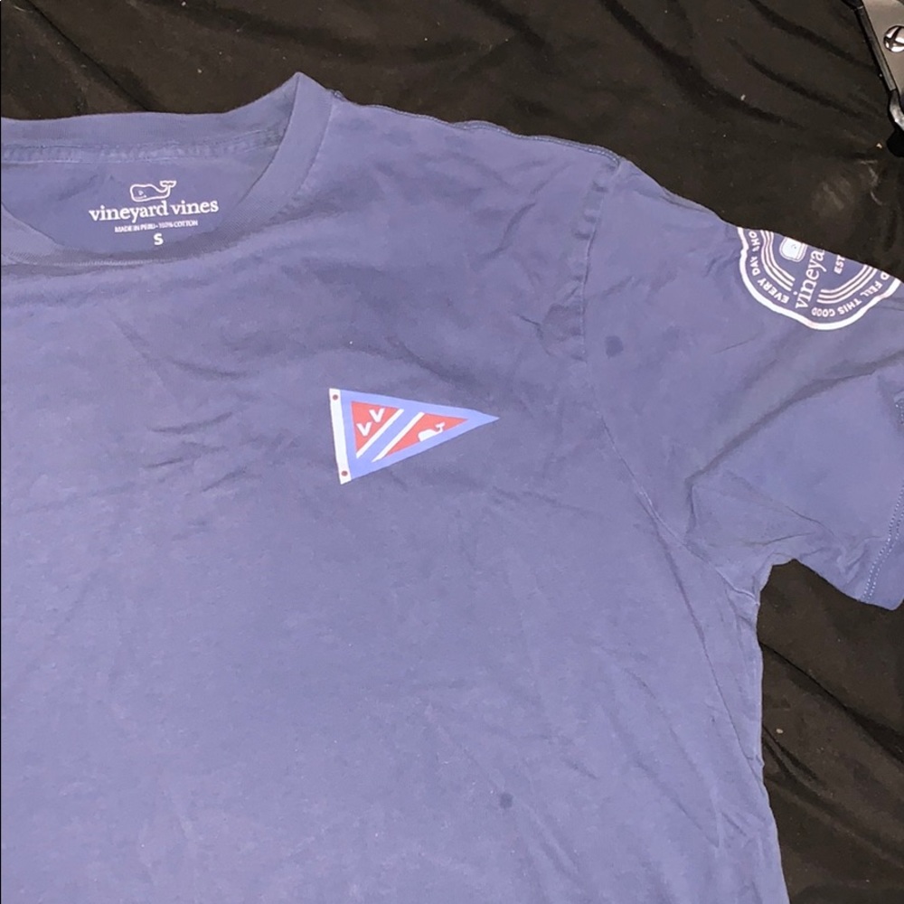 Small Vineyard Vines Shirt